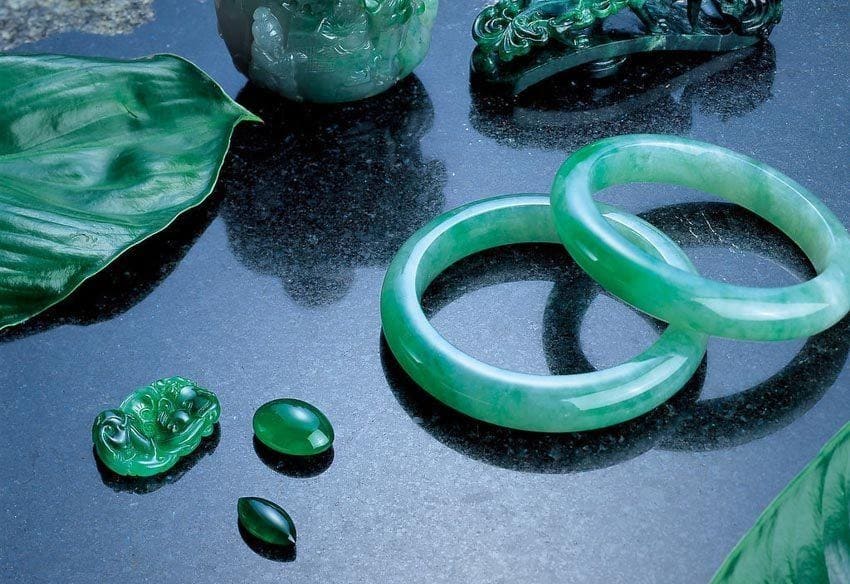 Vòng ngọc phỉ thúy giúp mang đến sự phát triển cho sự nghiệp