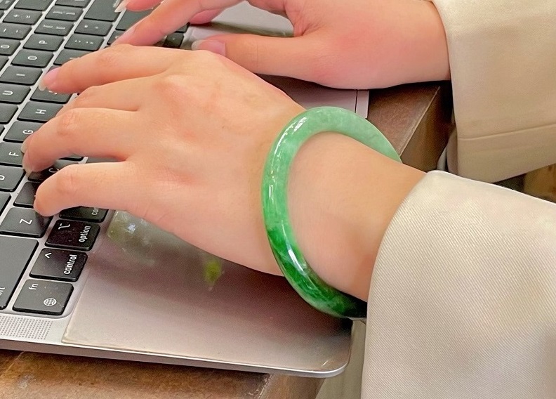 Đeo Ngọc có kén mệnh không? Sử dụng trang sức Ngọc như thế nào mới tốt nhất?