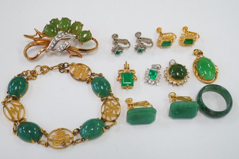 Mua trang sức ngọc phong thủy ở đâu uy tín tại Việt Nam?