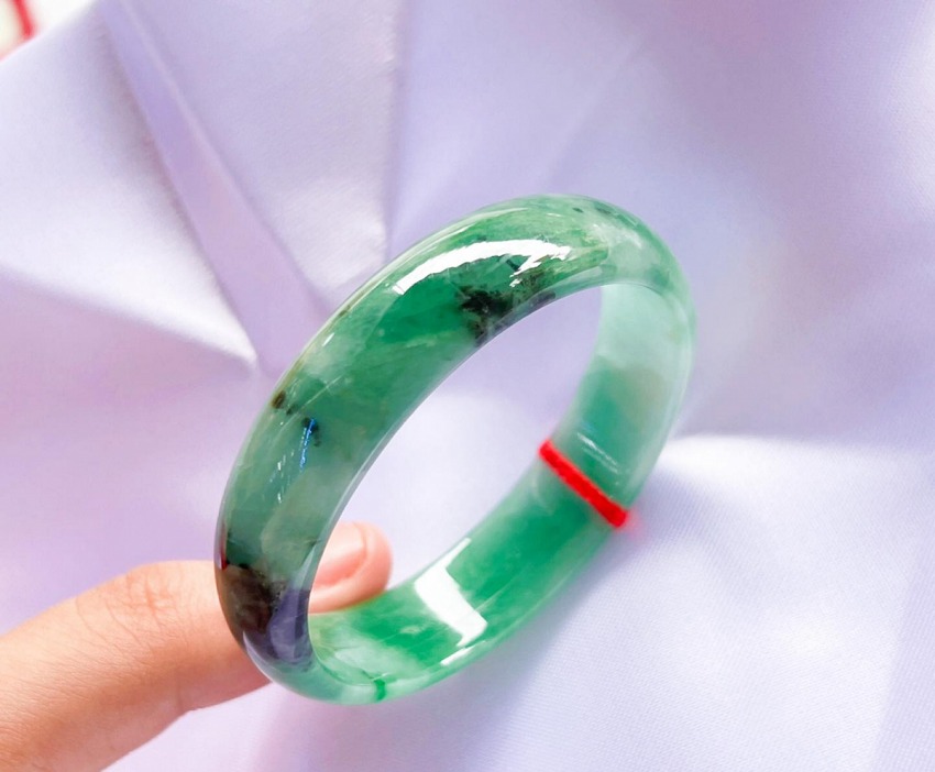 Cách phân biệt ngọc tự nhiên – ngọc nhuộm – ngọc nhân tạo
