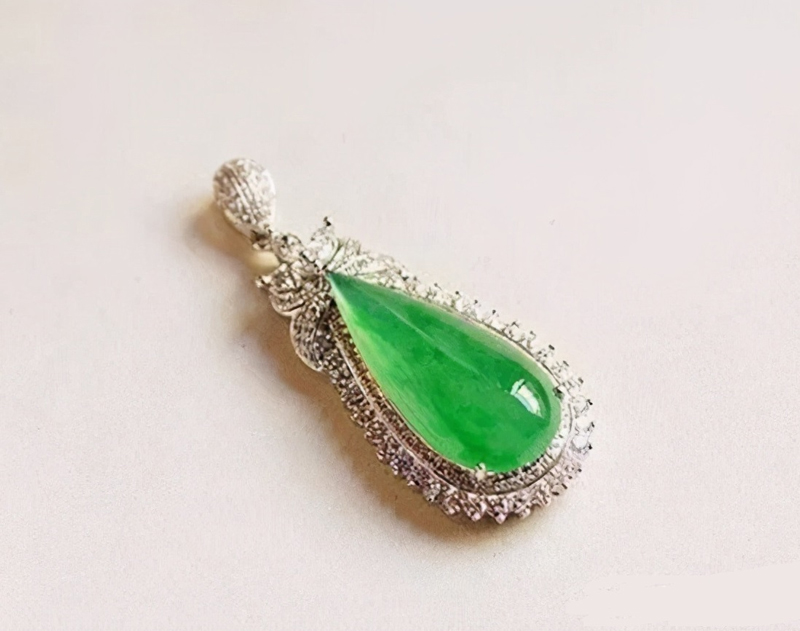 Phỉ Thúy Đế Vương Lục là gì và có những loại phổ biến nào?