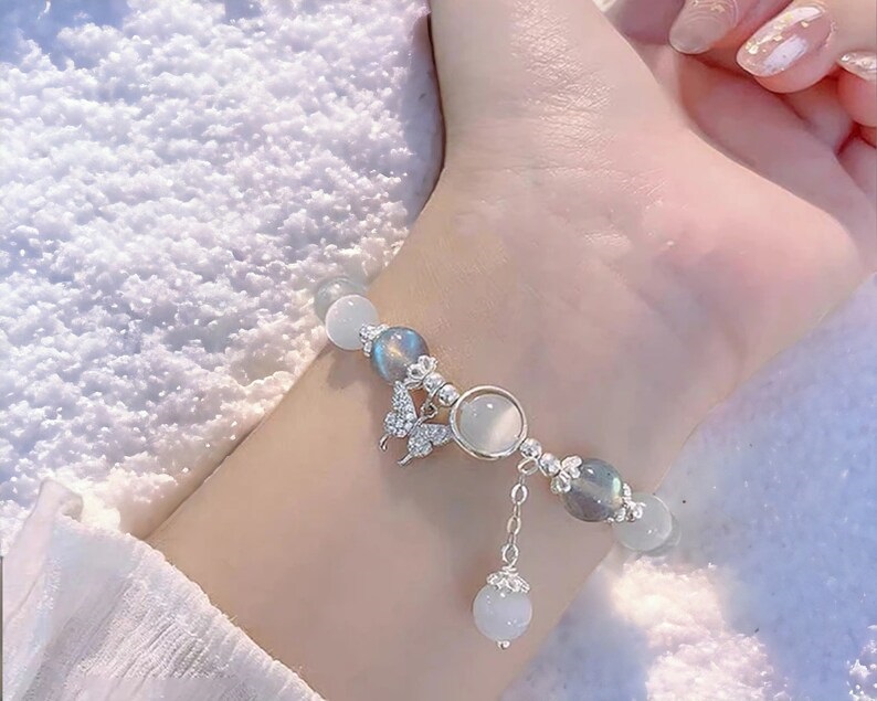Khám phá vòng ngọc dành riêng cho phái nữ yêu thích sự nhẹ nhàng