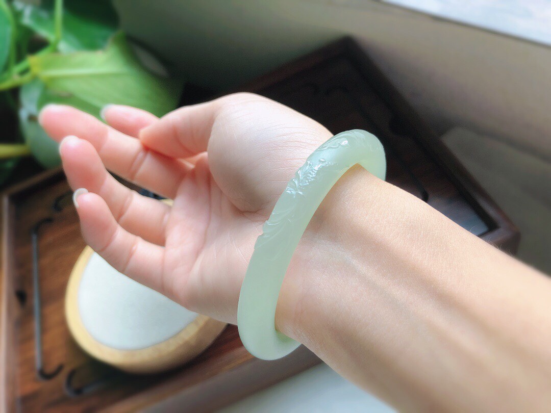 [Có thể bạn chưa biết] 3 điểm giống nhau giữa phụ nữ và Ngọc