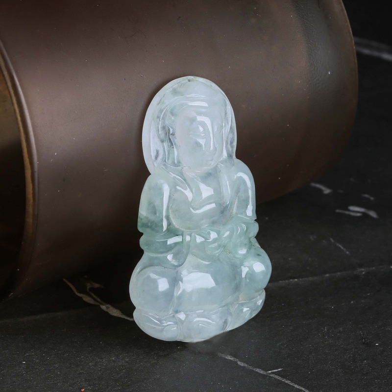 Phật Bà Quan Âm Băng Ngọc